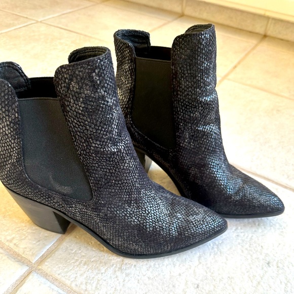 Black and silver booties - Picture 1 of 1